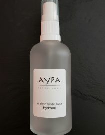 This is a natural mist that can be used day and night. It is a hydrosol made of herb luisa.